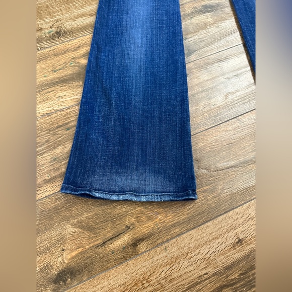 7 for all Mankind “A” Pocket Mid Rise Boot Cut Jeans with embellished Pocket 28T - Picture 11 of 15